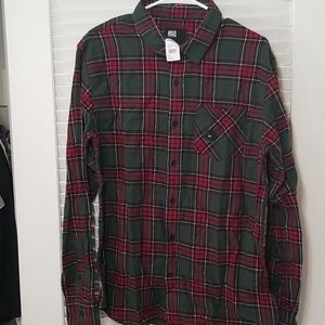 Long sleeve casual shirt